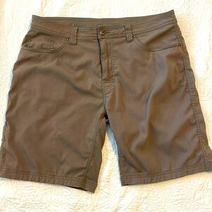 Prana shorts - great condition